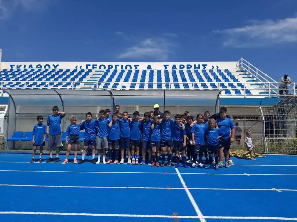 ΩΣ ΤΗΝ ΣΚΙΑΘΟ ΤΑΞΙΔΕΨΕ Η ΑΛΟΝΝΗΣΙΩΤΙΚΗ Κ 12 ΩΣ ΤΗΝ ΣΚΙΑΘΟ ΤΑΞΙΔΕΨΕ Η ΑΛΟΝΝΗΣΙΩΤΙΚΗ Κ 12