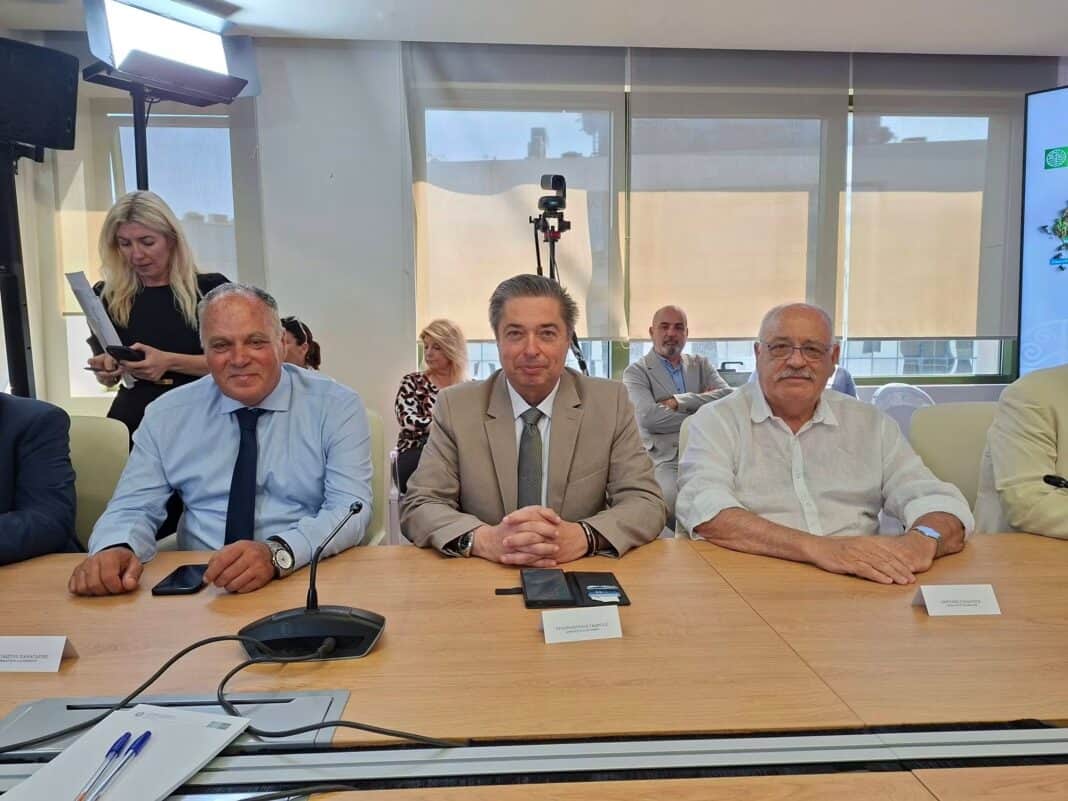 Δήμαρχος Σκοπέλου: Χρηματοδότηση 15 εκατ. ευρώ για έργα ύδρευσης και υποδομών στο νησί Δήμαρχος Σκοπέλου: Χρηματοδότηση 15 εκατ. ευρώ για έργα ύδρευσης και υποδομών στο νησί