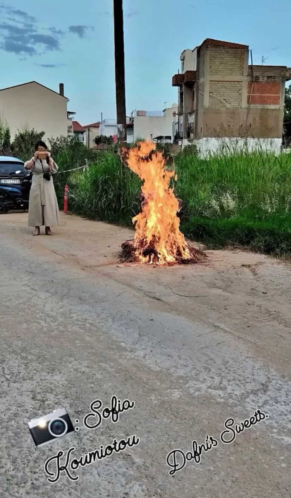 Αναβίωσε με επιτυχία το έθιμο του Κλήδονα στη Σκιάθο Αναβίωσε με επιτυχία το έθιμο του Κλήδονα στη Σκιάθο
