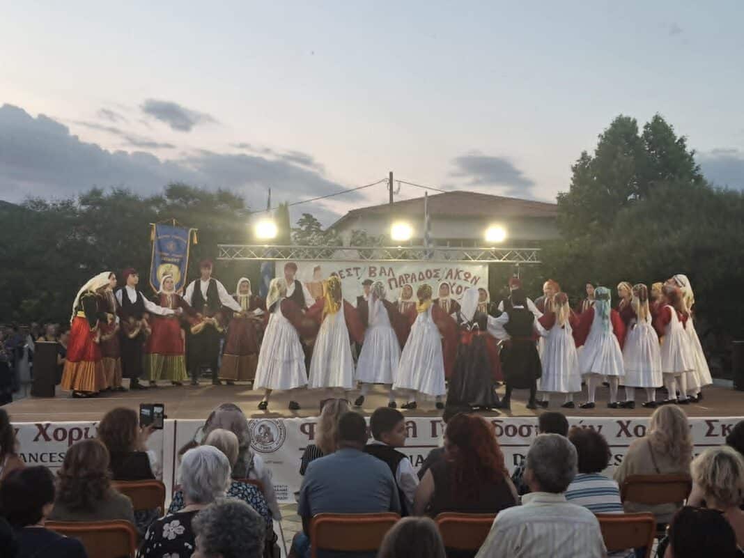 Ξεκίνησε σήμερα το 12ο Φεστιβάλ Παραδοσιακών Χορών στη Σκιάθο Ξεκίνησε σήμερα το 12ο Φεστιβάλ Παραδοσιακών Χορών στη Σκιάθο