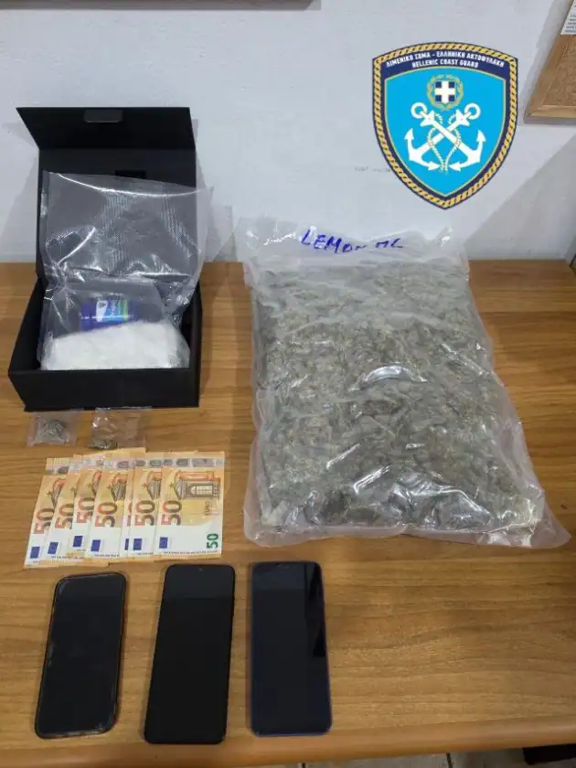 Σύλληψη 26χρονης με πάνω από 1 κιλό κάνναβη και 278 γραμμάρια κοκαΐνης – Χειροπέδες και στον παραλήπτη στην Αλόννησο Σύλληψη 26χρονης με πάνω από 1 κιλό κάνναβη και 278 γραμμάρια κοκαΐνης – Χειροπέδες και στον παραλήπτη στην Αλόννησο