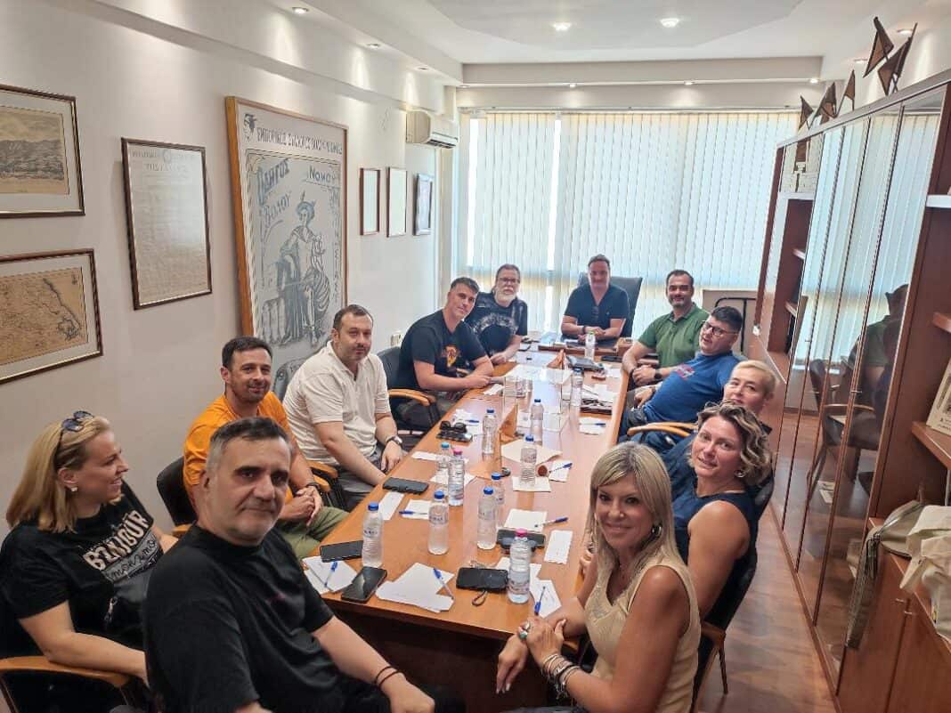 Το Νέο Διοικητικό Συμβούλιοτου Εμπορικού Συλλόγου Βόλου Το Νέο Διοικητικό Συμβούλιοτου Εμπορικού Συλλόγου Βόλου