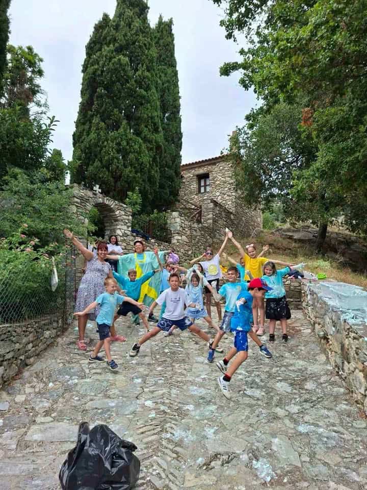 Διανυκτέρευση Αστεριών στον Άγιο Χαράλαμπο – «Το Παγωτό του ΕΜΕΙΣ» Διανυκτέρευση Αστεριών στον Άγιο Χαράλαμπο – «Το Παγωτό του ΕΜΕΙΣ»