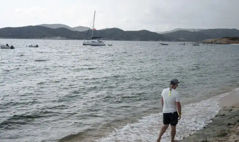 Άστατος ο καιρός και σήμερα, «κόκκινος» συναγερμός για Σποράδες και Εύβοια Άστατος ο καιρός και σήμερα, «κόκκινος» συναγερμός για Σποράδες και Εύβοια