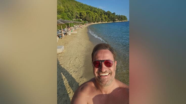 Θέμης Γεωργαντάς: «Κάθε καλοκαίρι έχω σταθερό ραντεβού με τη Σκιάθο» Θέμης Γεωργαντάς: «Κάθε καλοκαίρι έχω σταθερό ραντεβού με τη Σκιάθο»