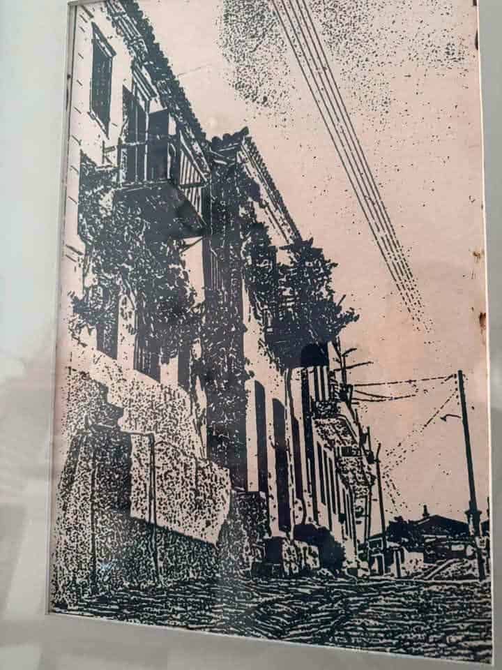 TA ΔΥΟ ΣΚΙΑΘΙΤΙΚΑ ΣΠΙΤΙΑ ΠΟΥ ΖΩΓΡΑΦΙΣΕ Ο ΓΙΑΝΝΗΣ ΜΙΧΑΗΛΙΔΗ TA ΔΥΟ ΣΚΙΑΘΙΤΙΚΑ ΣΠΙΤΙΑ ΠΟΥ ΖΩΓΡΑΦΙΣΕ Ο ΓΙΑΝΝΗΣ ΜΙΧΑΗΛΙΔΗ
