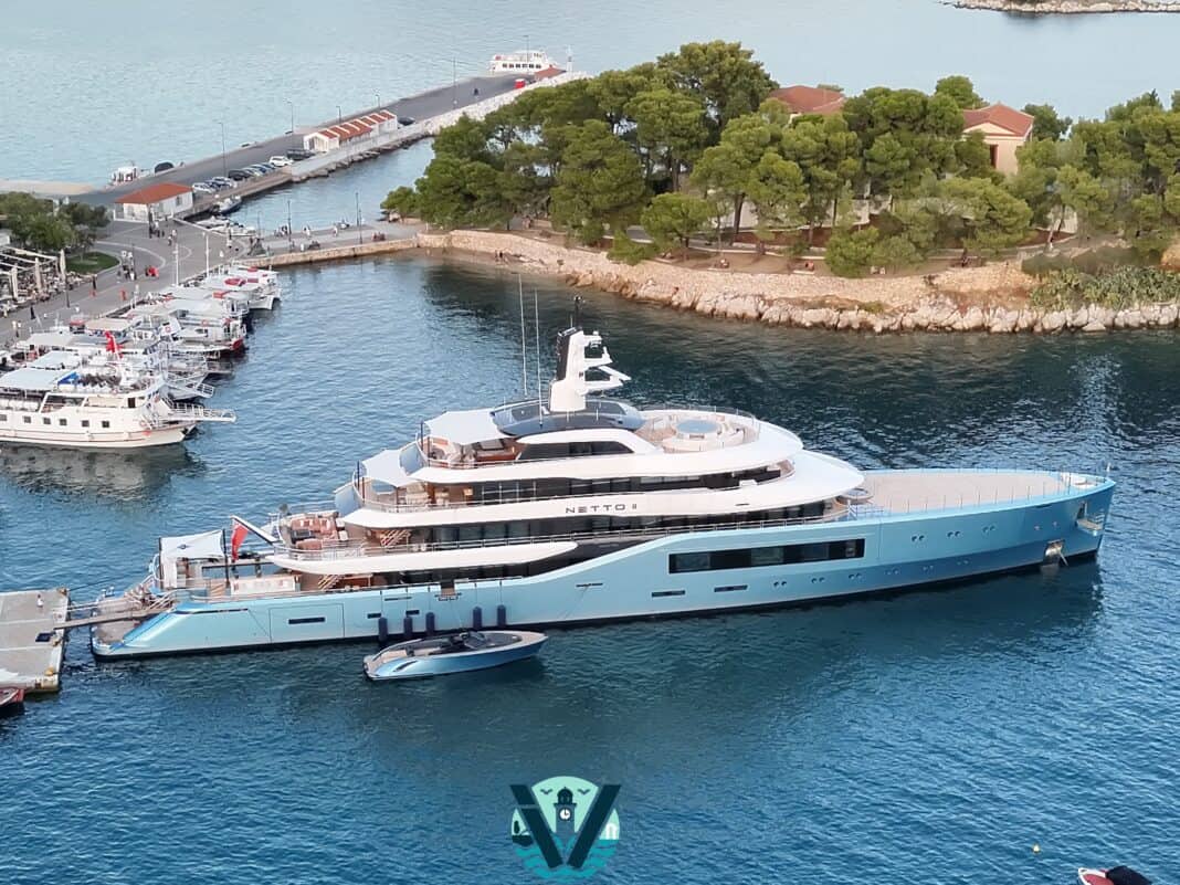 Ποιος είναι ο μυστηριώδης Αμερικανός πίσω από τη NETTO II – Το superyacht που έφτασε στη Σκιάθο Ποιος είναι ο μυστηριώδης Αμερικανός πίσω από τη NETTO II – Το superyacht που έφτασε στη Σκιάθο