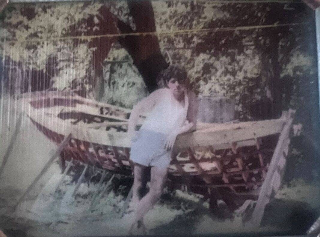 1964: Η 5η κατασκευή του Μάνθου Τζούμα στη Σκιάθο – Με δασκάλους τους αδελφούς Σταματά 1964: Η 5η κατασκευή του Μάνθου Τζούμα στη Σκιάθο – Με δασκάλους τους αδελφούς Σταματά