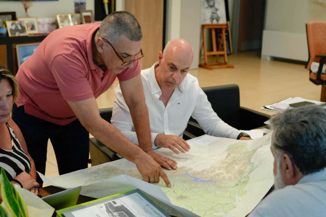 Περιφέρεια Θεσσαλίας και Εθνικό Αστεροσκοπείο Αθηνών εξετάζουν νέους τομείς συνεργασίας Περιφέρεια Θεσσαλίας και Εθνικό Αστεροσκοπείο Αθηνών εξετάζουν νέους τομείς συνεργασίας