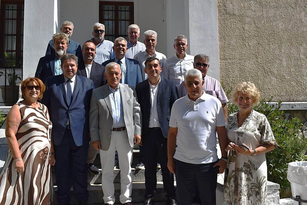 Ζημιά από τις αποκλίσεις τιμών στις δημοπρασίες αιγιαλού Ζημιά από τις αποκλίσεις τιμών στις δημοπρασίες αιγιαλού