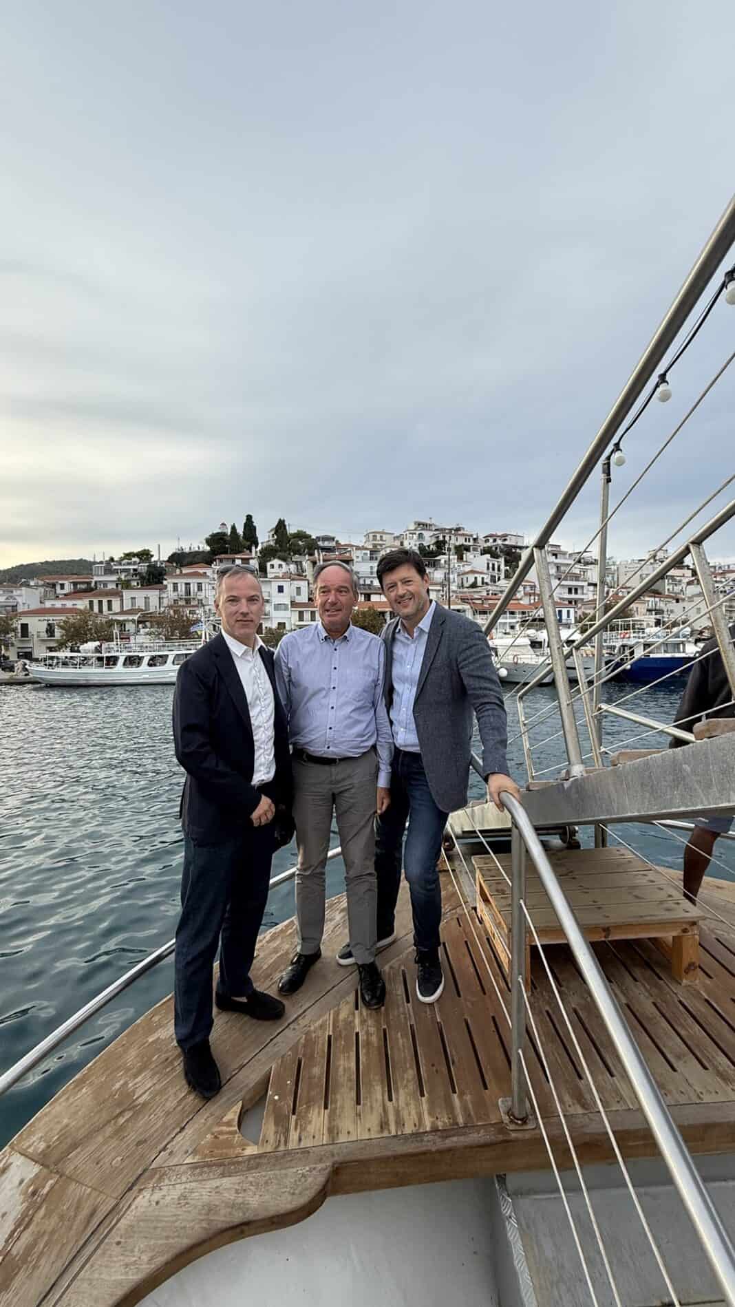 Πρέσβεις έγιναν… «Πρέσβεις της Σκιάθου» – Τριήμερη γνωριμία με το νησί Πρέσβεις έγιναν… «Πρέσβεις της Σκιάθου» – Τριήμερη γνωριμία με το νησί