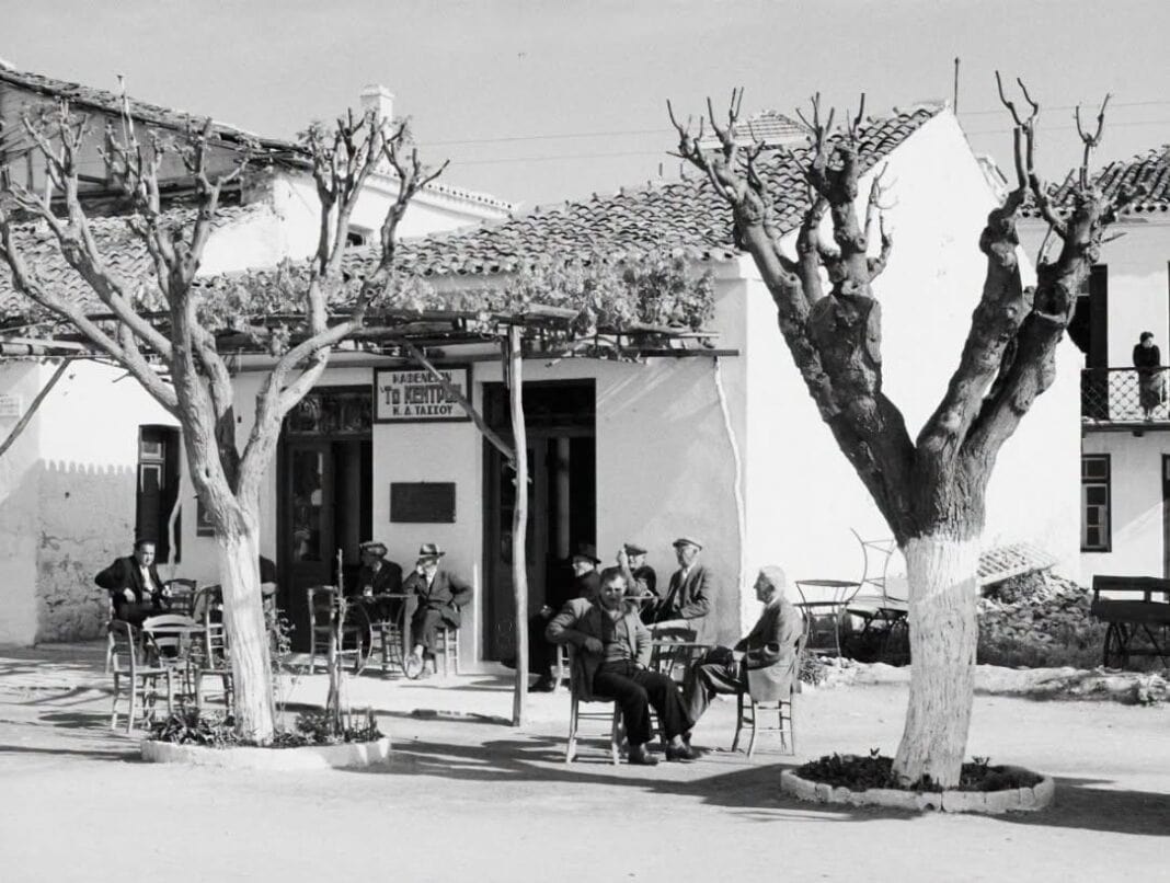 ΓΙ’ ΑΥΤΟΥΣ ΠΟΥ ΜΕΝΟΥΝΕ ΚΑΙ ΠΕΡΙΜΕΝΟΥΝΕ… ΓΙ’ ΑΥΤΟΥΣ ΠΟΥ ΜΕΝΟΥΝΕ ΚΑΙ ΠΕΡΙΜΕΝΟΥΝΕ…