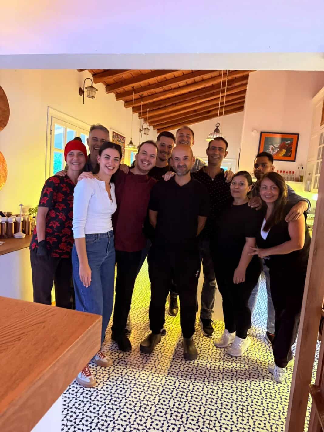 Η Taverna «Agnadio» ολοκλήρωσε τη φετινή σεζόν στη Σκιάθο Η Taverna «Agnadio» ολοκλήρωσε τη φετινή σεζόν στη Σκιάθο