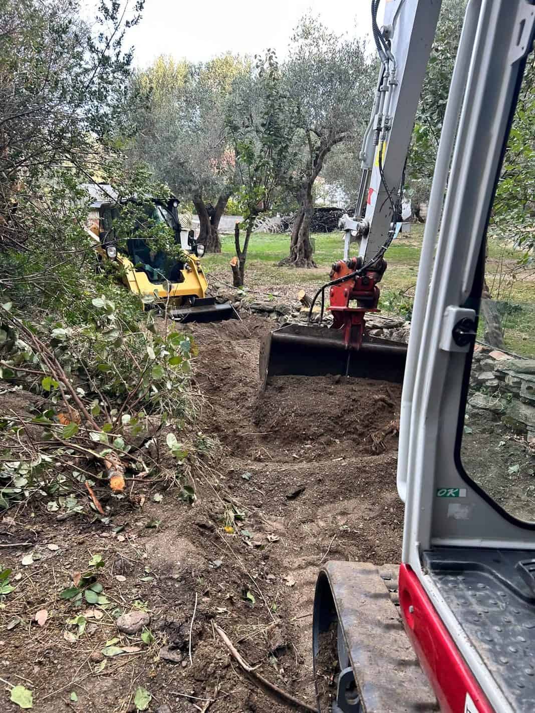 Έναρξη εργασιών του έργου «Καθαρισμός ρεμάτων Σκιάθου» Έναρξη εργασιών του έργου «Καθαρισμός ρεμάτων Σκιάθου»