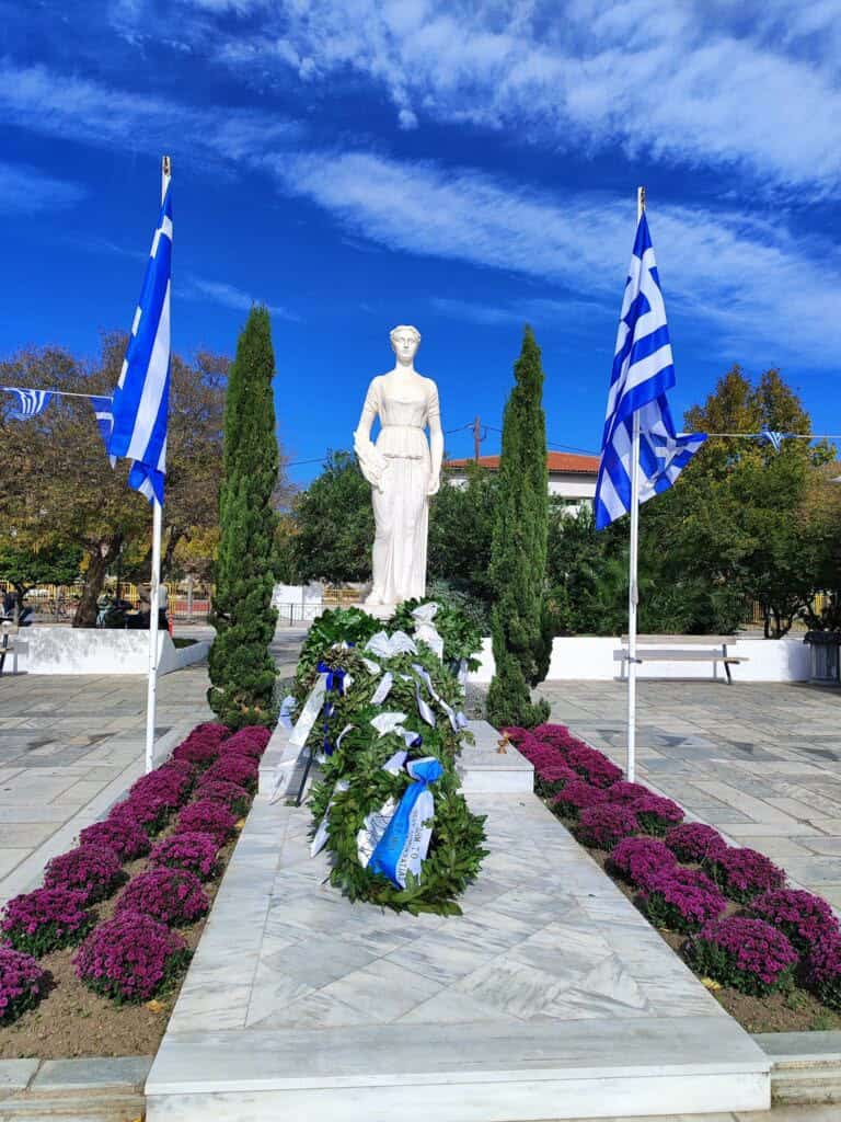 XΘΕΣ ΚΑΙ ΣΗΜΕΡΑ ΤΟ ΜΝΗΜΕΙΟ ΗΡΩΩΝ ΤΗΣ ΣΚΙΑΘΟΥ- ΑΥΡΙΟ; XΘΕΣ ΚΑΙ ΣΗΜΕΡΑ ΤΟ ΜΝΗΜΕΙΟ ΗΡΩΩΝ ΤΗΣ ΣΚΙΑΘΟΥ- ΑΥΡΙΟ;