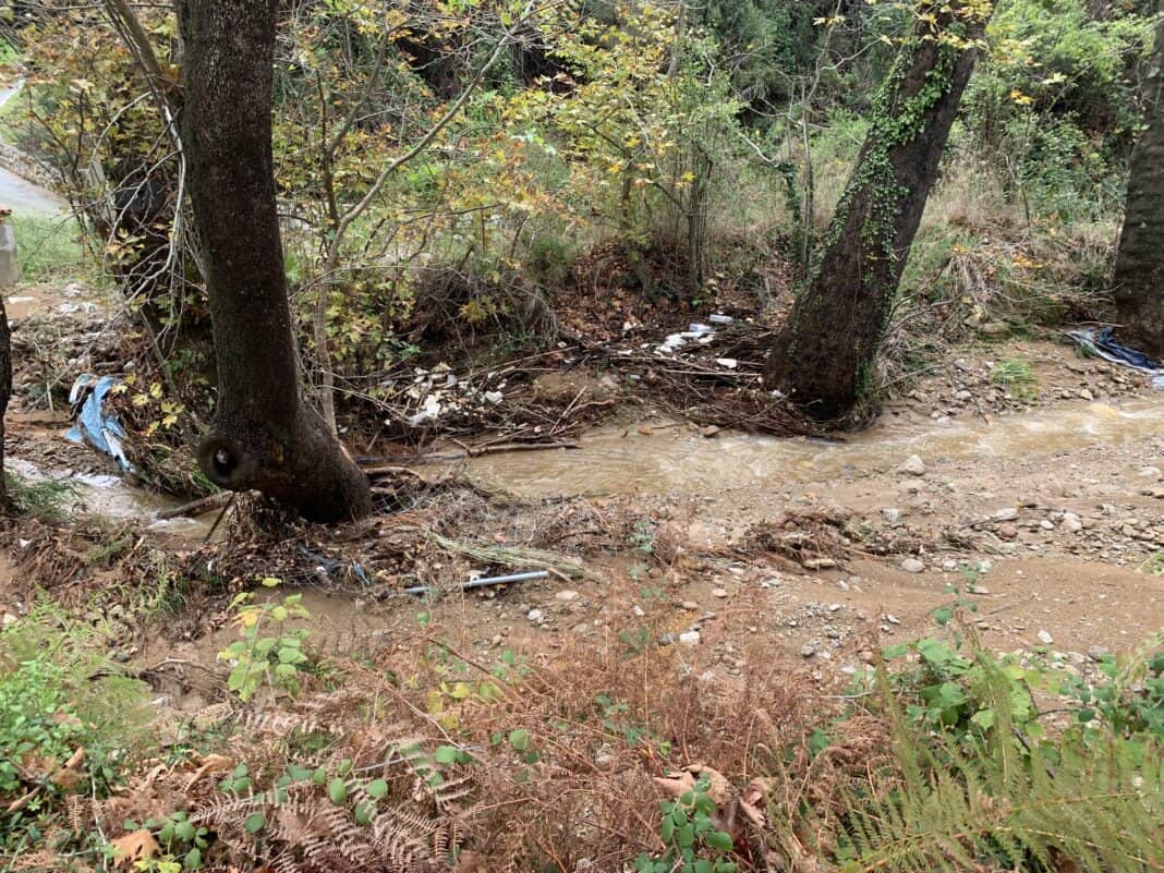 Στον Δήμο οι αποφάσεις ψηφίζονται. Στους Ζορμπάδες, όμως, ποιος αναλαμβάνει να τις εφαρμόσει; Στον Δήμο οι αποφάσεις ψηφίζονται. Στους Ζορμπάδες, όμως, ποιος αναλαμβάνει να τις εφαρμόσει;