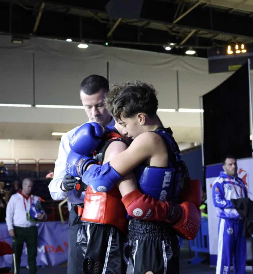 Ευρωπαϊκό Πρωτάθλημα Muay Thai: ο Ιωάννης Πρέκας κατέκτησε τη δεύτερη θέση στην κατηγορία του Ευρωπαϊκό Πρωτάθλημα Muay Thai: ο Ιωάννης Πρέκας κατέκτησε τη δεύτερη θέση στην κατηγορία του