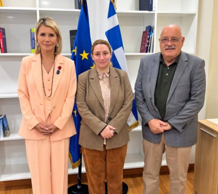 Ζ.Μακρή: «Παραχώρηση του αιγιαλού στον Δ. Σκοπέλου από την ΓΓ Δημόσιας Περιουσίας» Ζ.Μακρή: «Παραχώρηση του αιγιαλού στον Δ. Σκοπέλου από την ΓΓ Δημόσιας Περιουσίας»