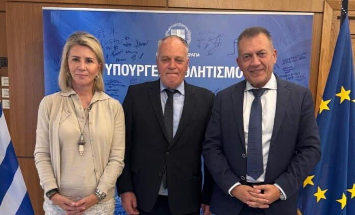 Γιάννης Βρούτσης και Ζέττα Μακρή για τις αθλητικές εγκαταστάσεις της Αλοννήσου Γιάννης Βρούτσης και Ζέττα Μακρή για τις αθλητικές εγκαταστάσεις της Αλοννήσου